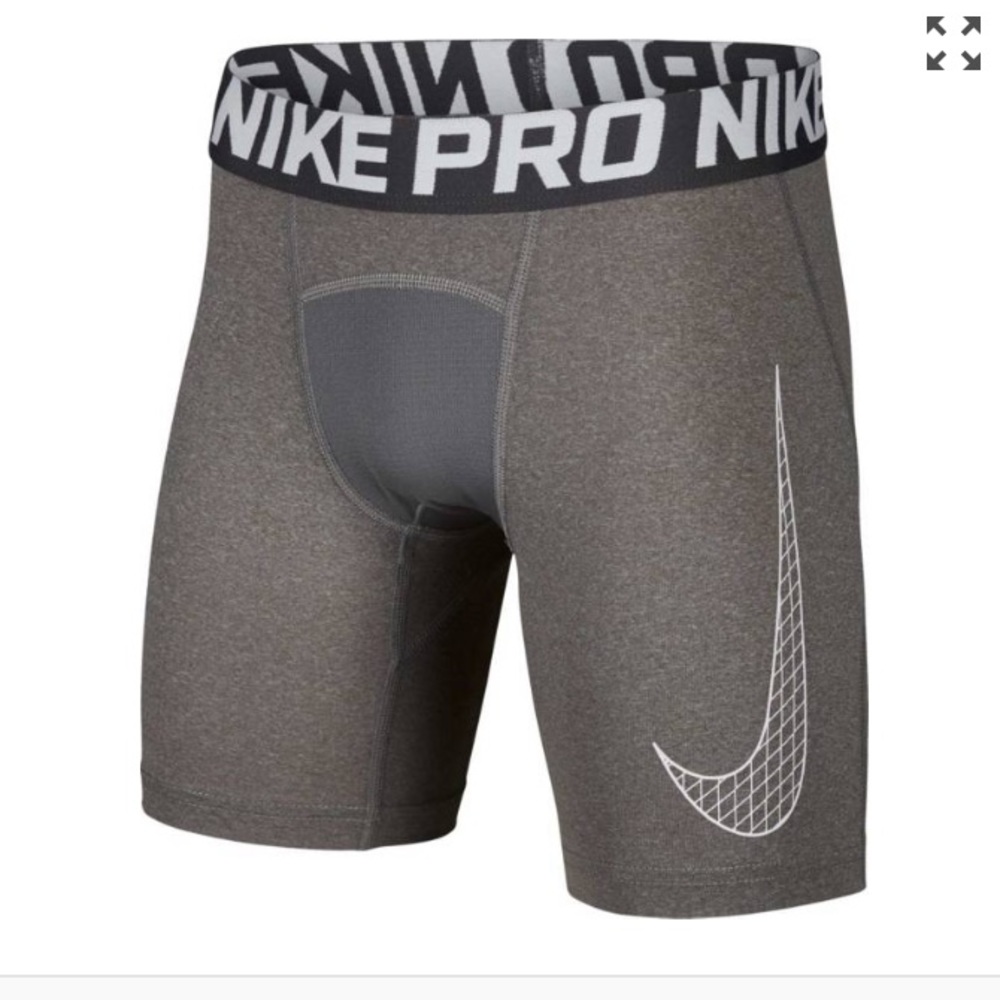 Nike Pro